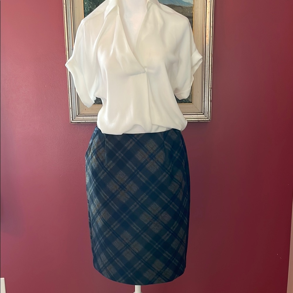 Cabi Knee-Length Pencil Skirt